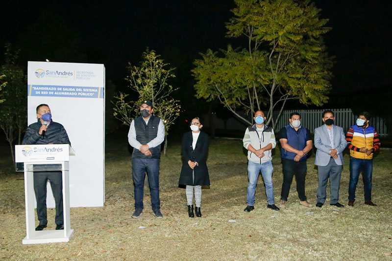 Mundo Tlatehui inaugura sistema de alumbrado público en Inspectoría Concepción la Cruz