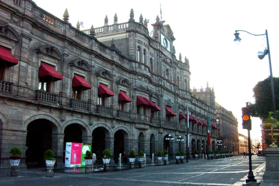 Por cuarta ola de COVID, 40 % de los trabajadores del Ayuntamiento de Puebla trabajarán en línea