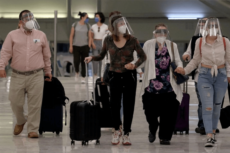 Aeropuerto de la CDMX opera con normalidad tras cancelación de vuelos por cuarta ola de COVID