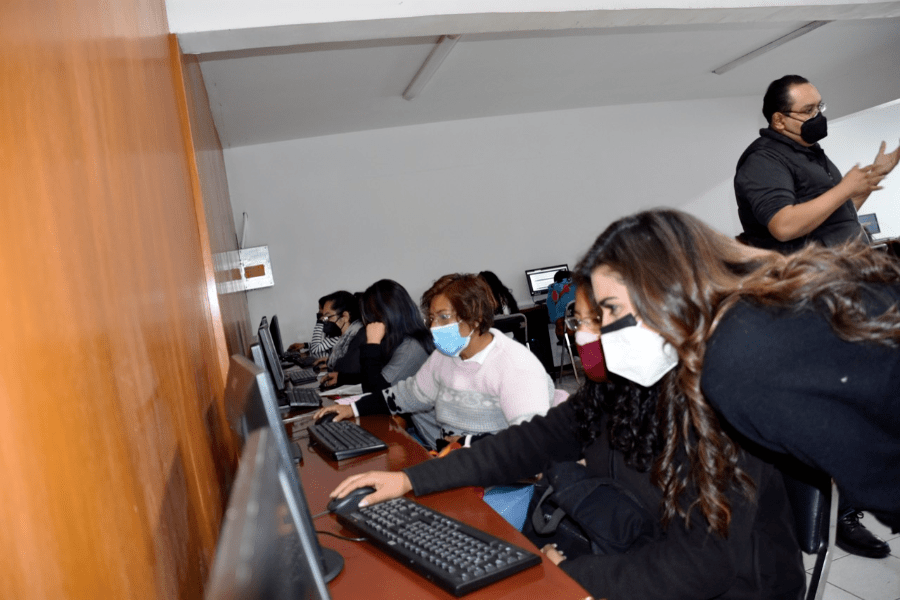 El Ayuntamiento de Puebla continúa con la capacitación para las mujeres