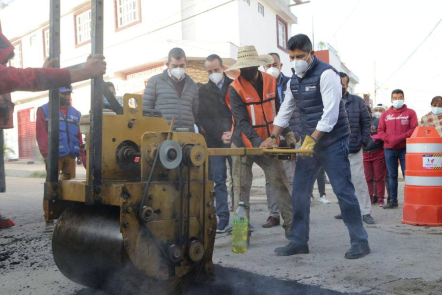 27 mil baches tapados en los primeros tres meses de gobierno: Rivera Pérez