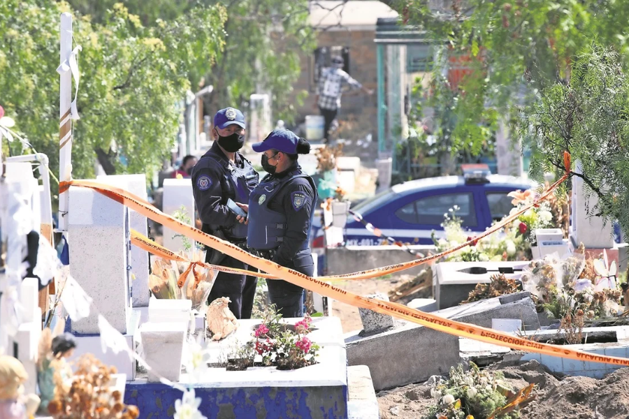 Sepultan por segunda vez a Tadeo, el menor hallado en el penal de San Miguel