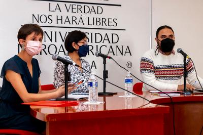 Investigadores BUAP crean materiales generadores de luz blanca modulable para reducir riesgos por uso de mercurio en lámparas fluorescentes 