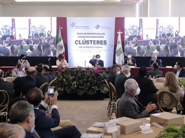 Clústeres, estrategia para el desarrollo económico y progreso social: MBH 