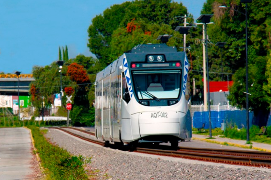 Rechaza Barbosa que el gobierno vaya a subsidiar el tren turístico, incluso si es operado por empresas