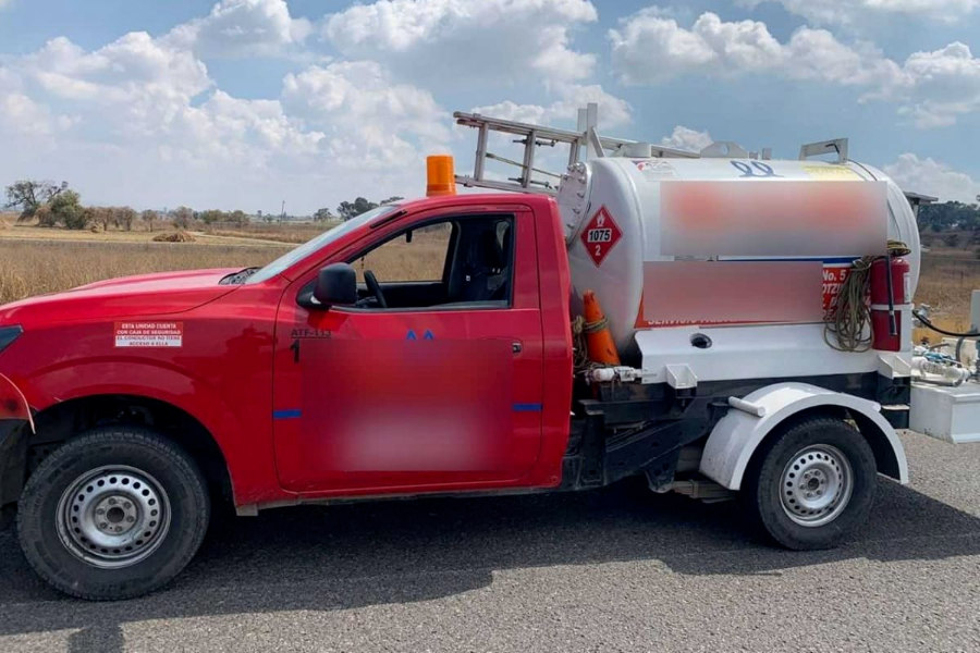 Con las manos en el «huachicol»: transportaba combustible ilegal en la carretera Cholula-Huejotzingo