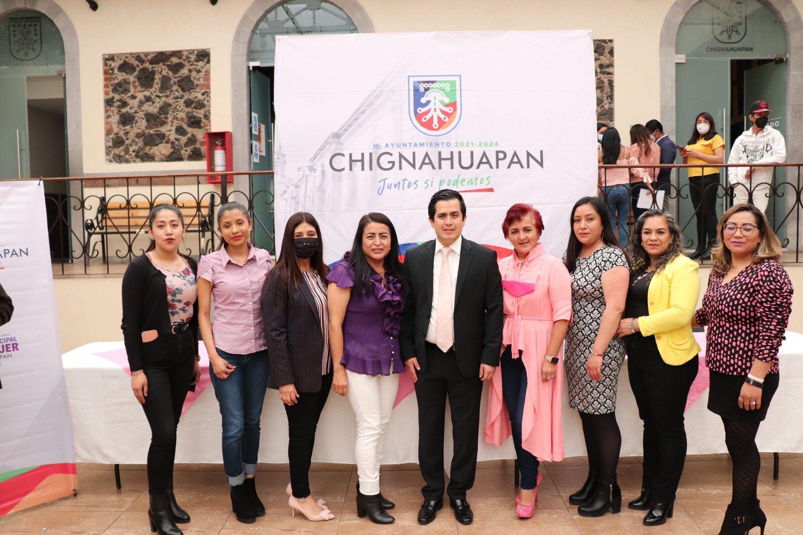 Ayuntamiento ve como prioridad brindar a las mujeres seguridad y desarrollo