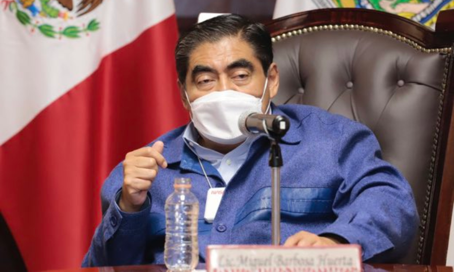 Me gustaría ir al partido del Puebla y sentarme a gritar con la porra: Miguel Barbosa (video)