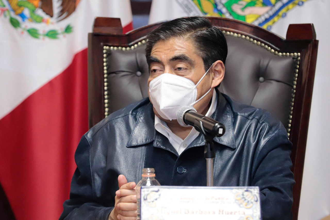 Tenemos pruebas de  todos los periodistas que hablan con delincuentes: Barbosa