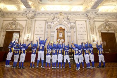 Palacio Municipal recibe a promesas deportivas de Puebla