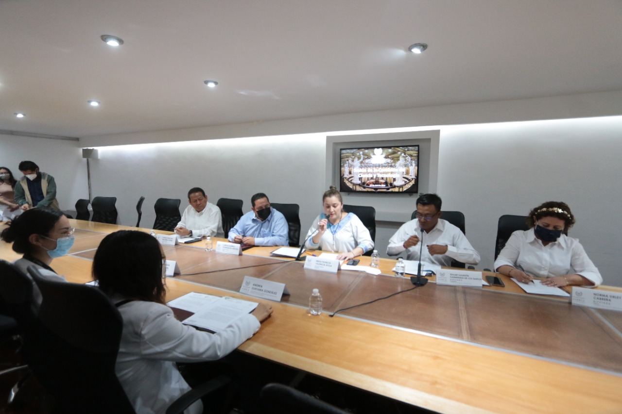 Convocan a académicos a la entrega de la presea Luis Rivera Terrazas