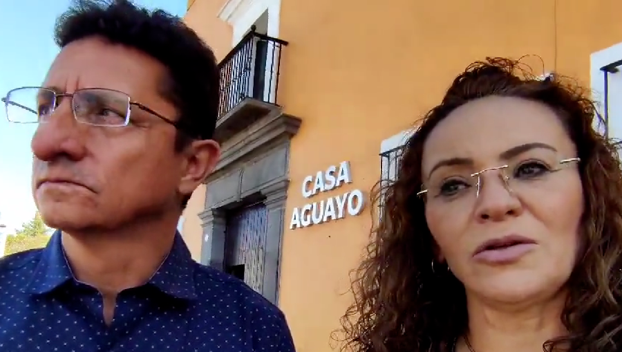 Se reúne Miguel Barbosa con los padres de los estudiantes asesinados en Huejotzingo