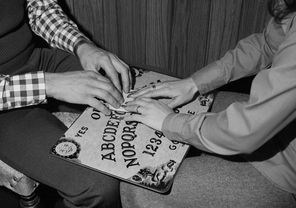 La Ouija, el juego que aterrorizó a generaciones por fin explicado