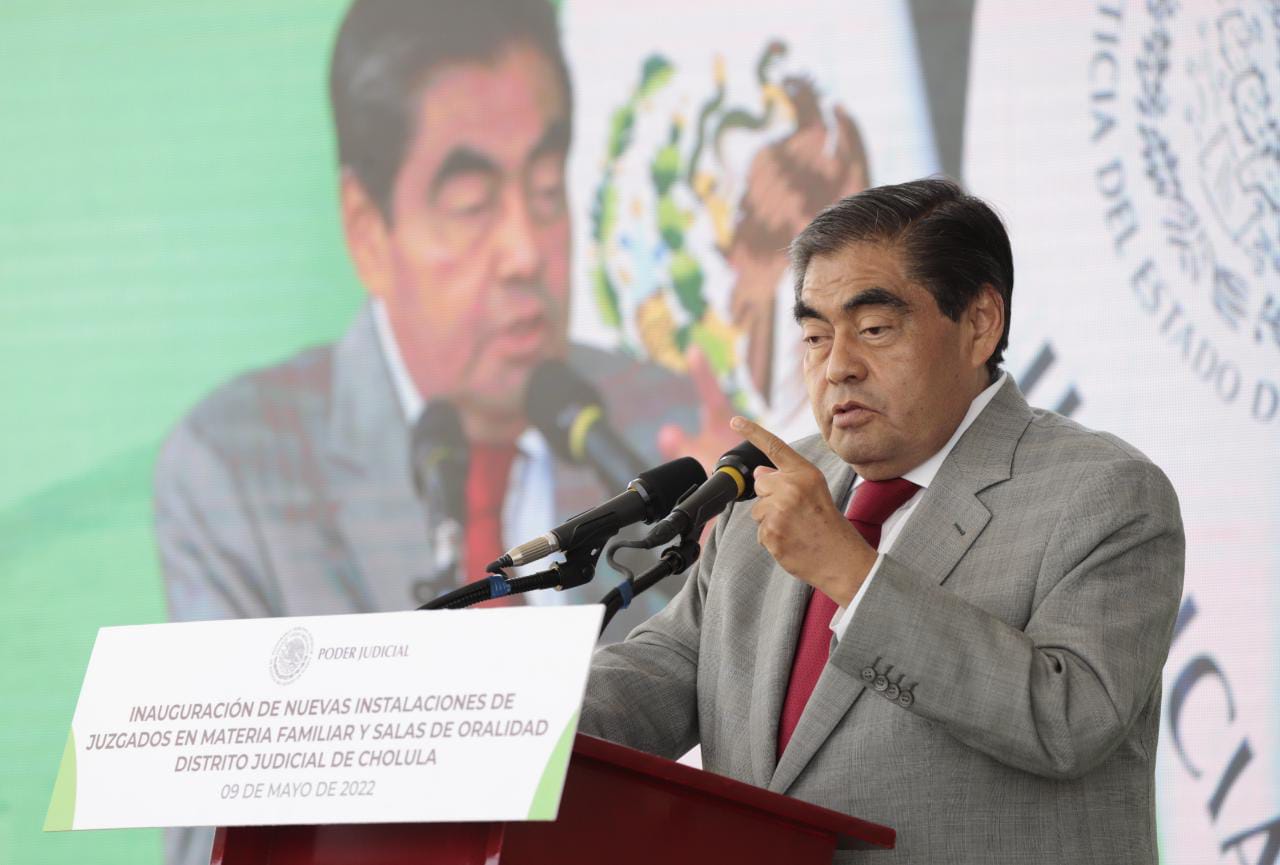 Barbosa a presidentes municipales: se equivocan quienes no entienden que el poder ya no se ejerce como antes