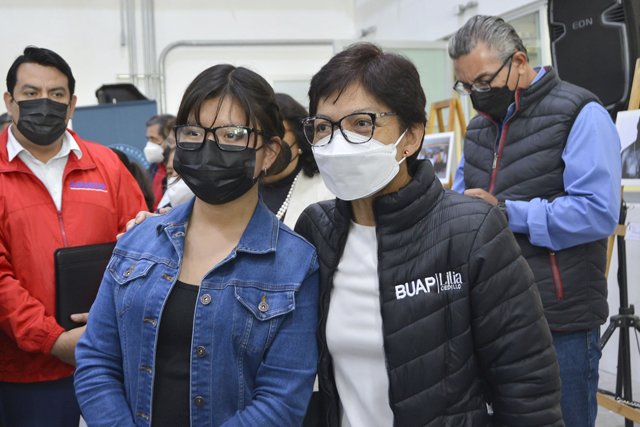 Estudiante de la prepa BUAP en Tepeaca es una de las seleccionadas para ir a la NASA