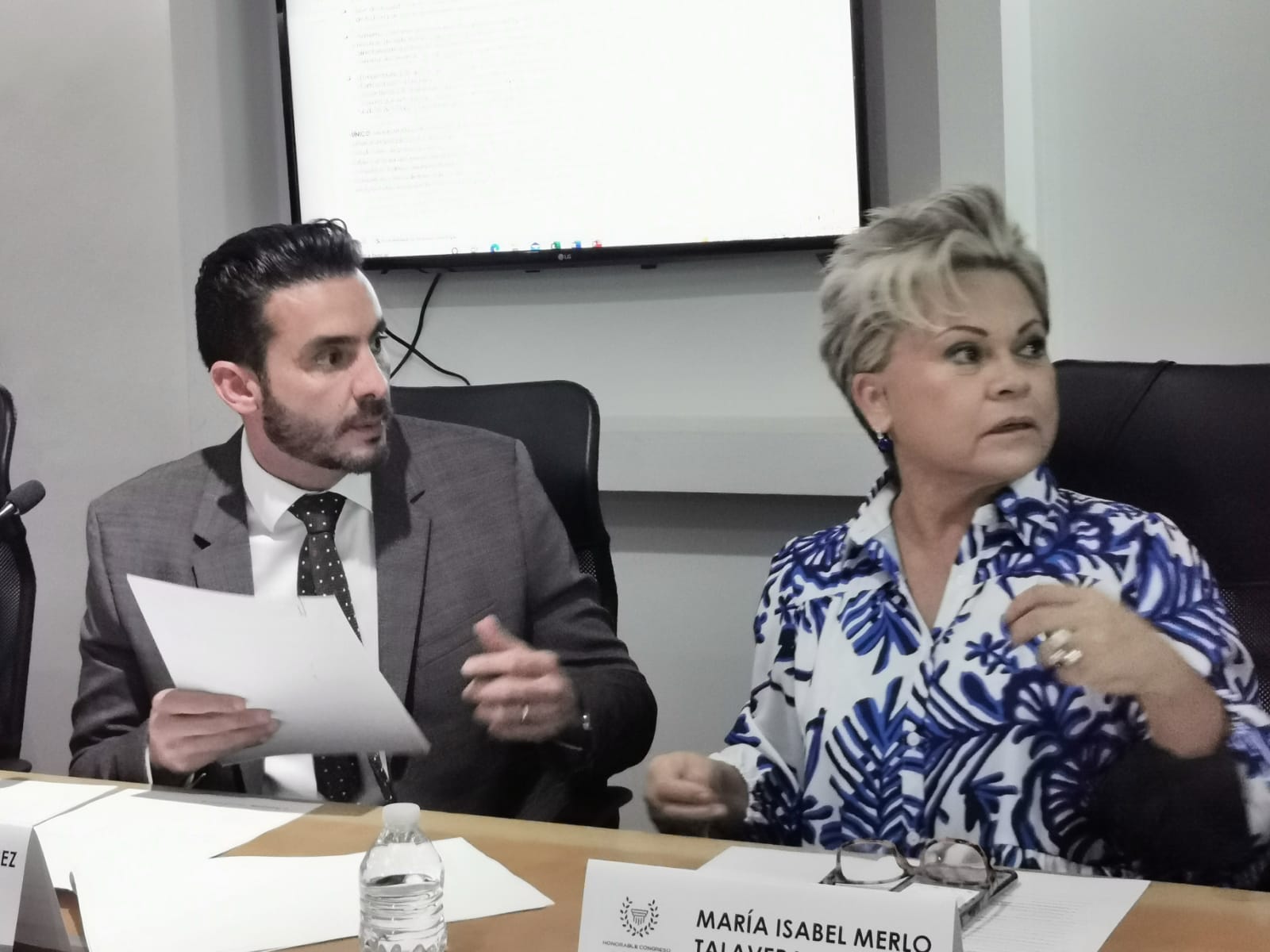 Congreso exhorta al Ayuntamiento de Puebla para que informe los criterios con los que entrega programas sociales