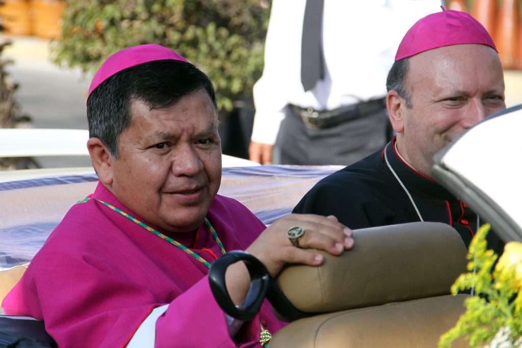 El obispo de Tehuacán pide diálogo para resolver  el conflicto en Coyomeapan