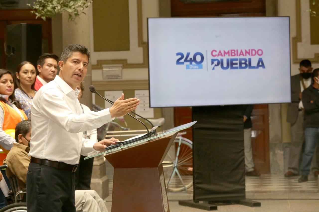 Barbosa felicita a Rivera Pérez por sus 240 días al frente del ayuntamiento