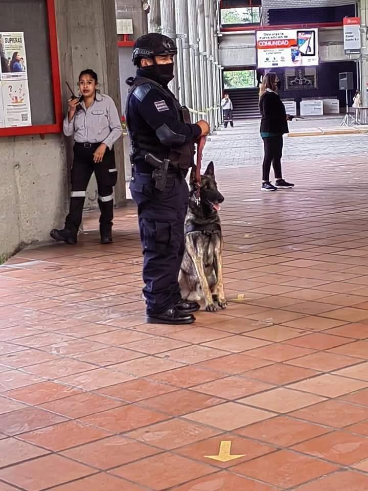 Desalojan la Ibero Puebla por falsa amenaza de bomba