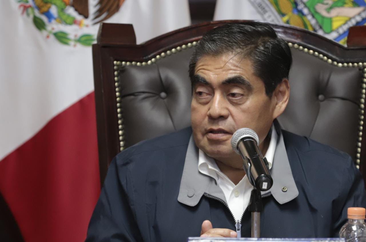 Las normalistas de Teteles necesitan ayuda, ¡pero así no!: Barbosa (VIDEOS)