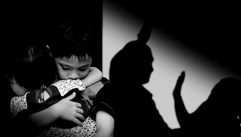 Vinculan a proceso a seis hombres por agredir a sus familiares