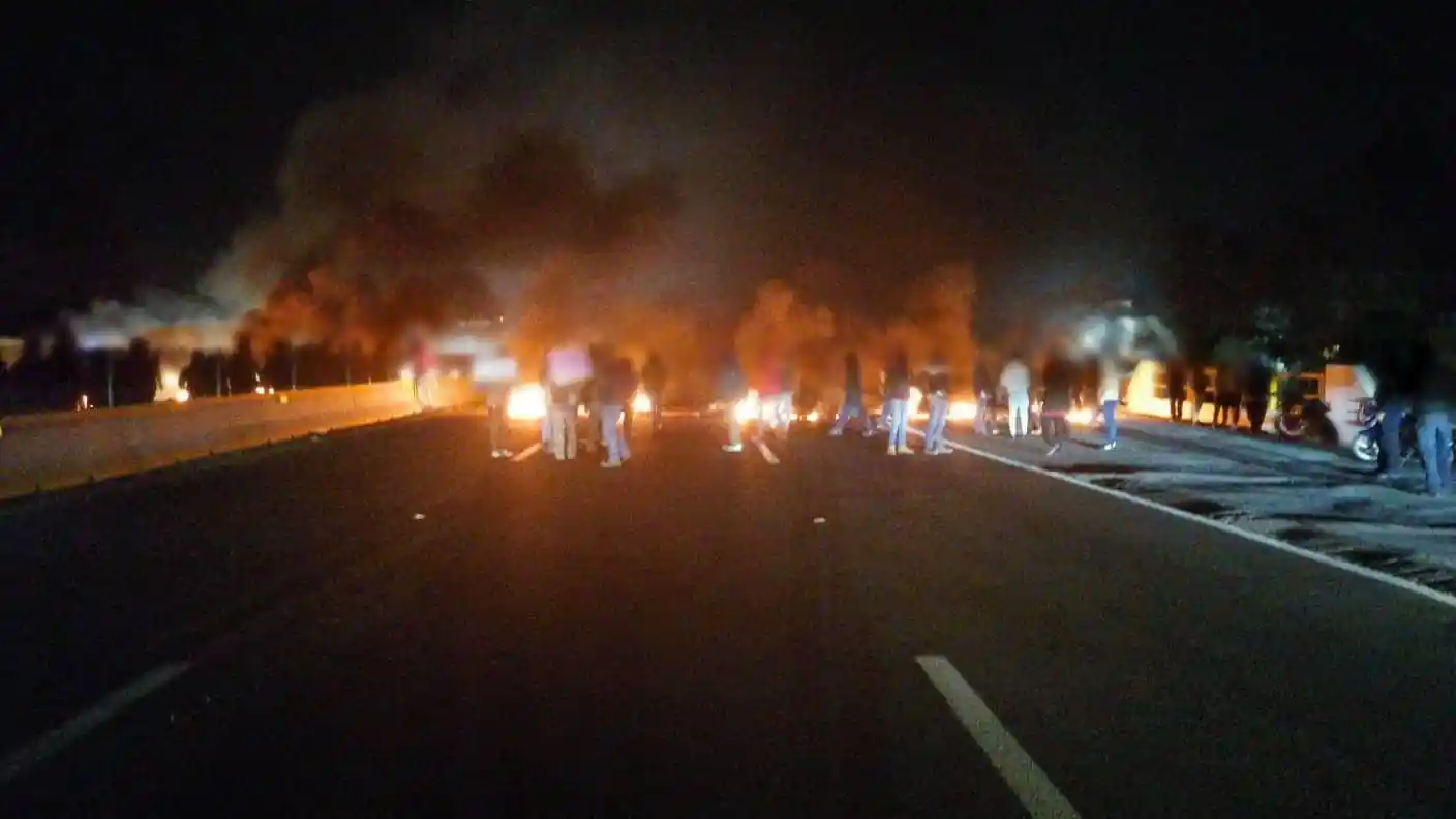 Fingió su secuestro para pagar una deuda; sus familiares bloquearon la autopista exigiendo que apareciera