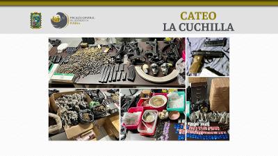 Dos autos con reporte de robo, 50 kilos de droga, armas y cartuchos encontró la FGE en “La Cuchilla” 