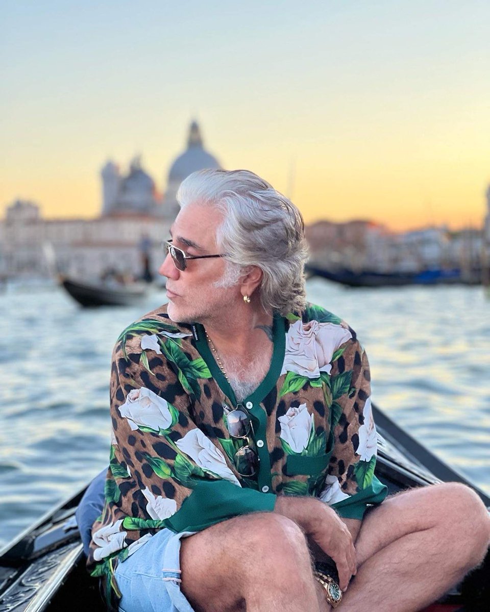 Alejandro Fernández estrena look y en las redes sociales lo llaman «señora” 