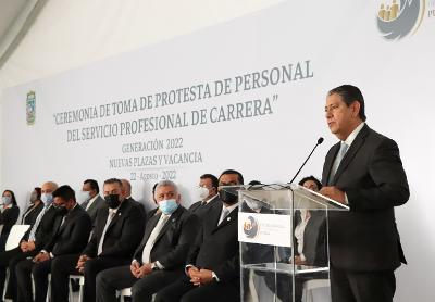 Exhorta el Fiscal General a nuevos integrantes de FGE a esclarecer hechos con ciencia, metodología y técnica