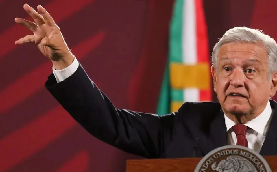 Se trabaja día y noche sin parar en rescate de mineros en Coahuila: AMLO 