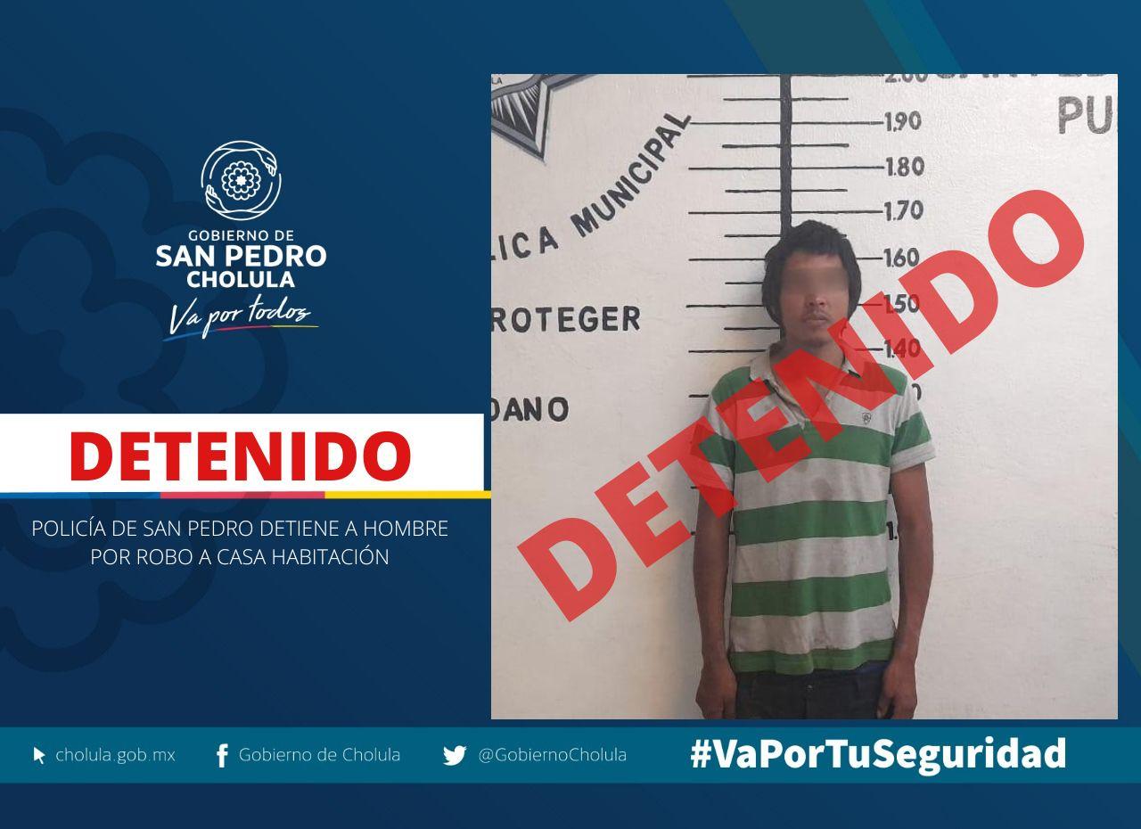 Policías de San Pedro Cholula  detiene a hombre por robo a casa habitación