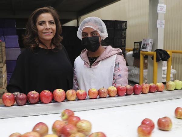 Construye clúster agroalimentario alianzas con cooperativas egresadas de programas de Economía 