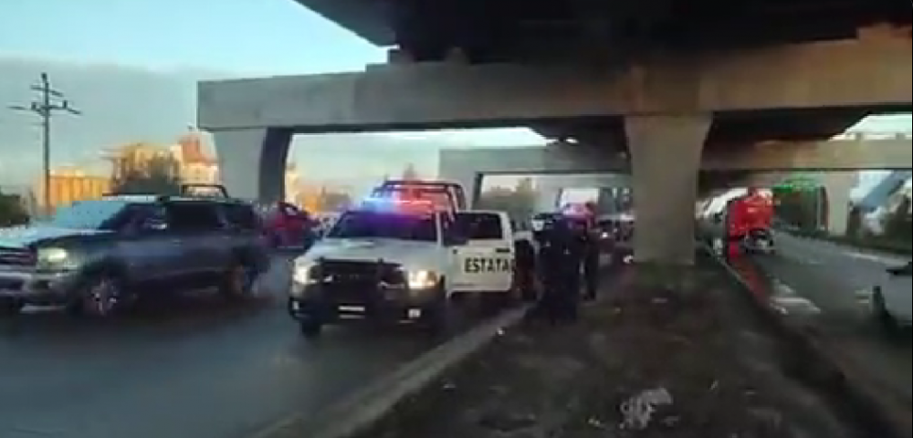 Encuentran cuerpo maniatado sobre  la autopista Puebla-Orizaba 