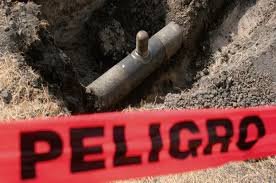 Desalojan 70 viviendas por toma clandestina en San Cristóbal Tepatlaxco