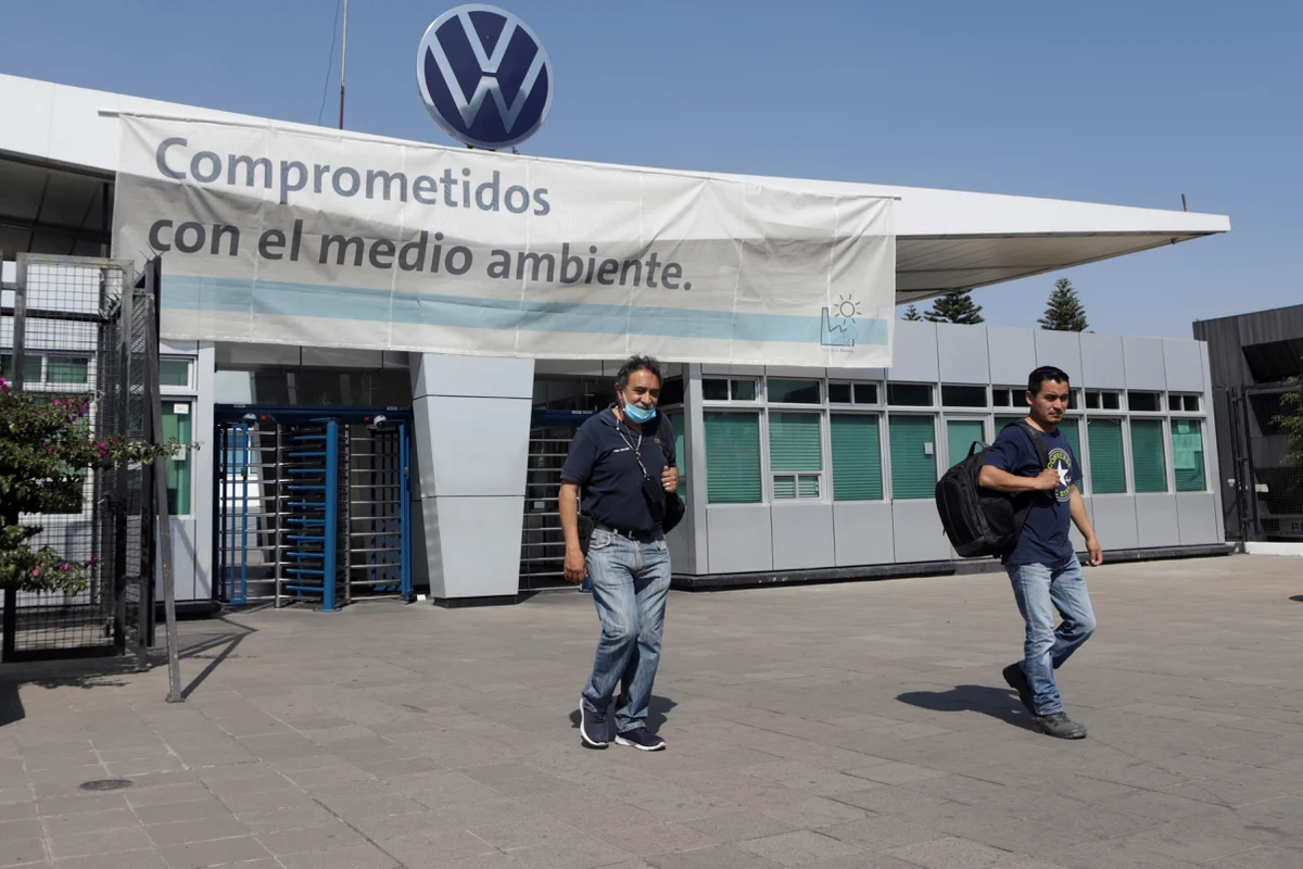 Barbosa Huerta intervendrá  en la negociación salarial entre la empresa armadora Volkswagen y el sindicato 