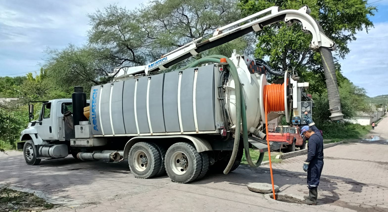 Desazolva CEASPUE sistema de alcantarillado y drenaje en Zacapala