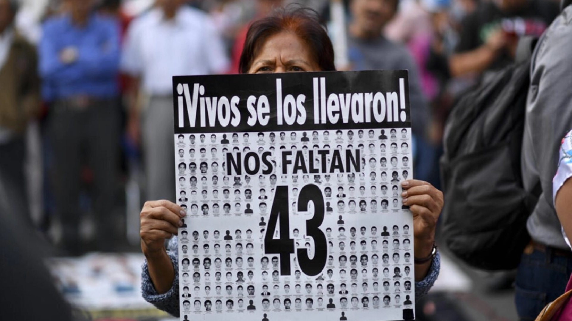 Se cumplen ocho años del caso Ayotzinapa y la luz de la verdad aún está lejos de brillar