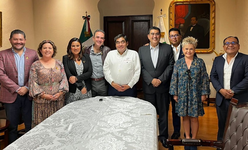 Se reúne Barbosa con el grupo parlamentario del PRI en el Congreso de Puebla