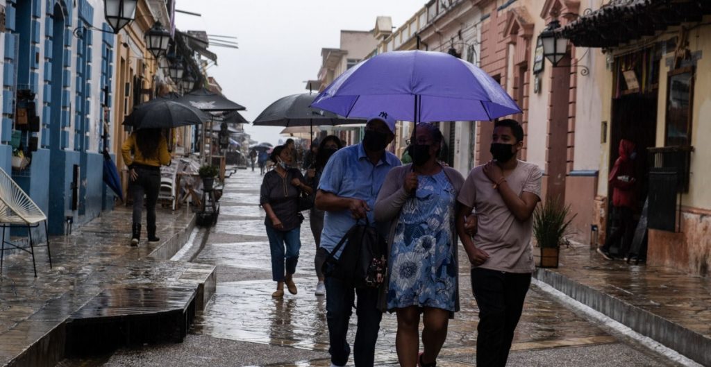 Advierten sobre lluvias muy fuertes en todo el territorio poblano por tormenta tropical «Kay»