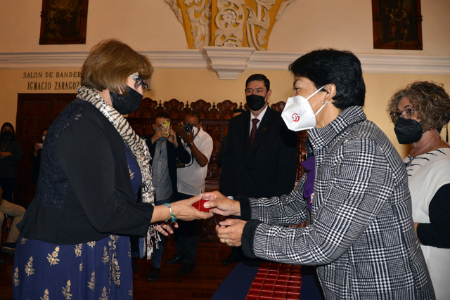 La generación 68-72 de Odontología deja muy en alto el nombre de la BUAP: Rectora María Lilia Cedillo Ramírez 