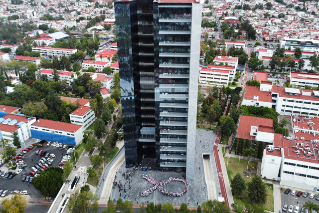 Para conmemorar el Día Mundial de la Lucha contra el Cáncer de Mama, en la BUAP se realizó la campaña “Explórate” 