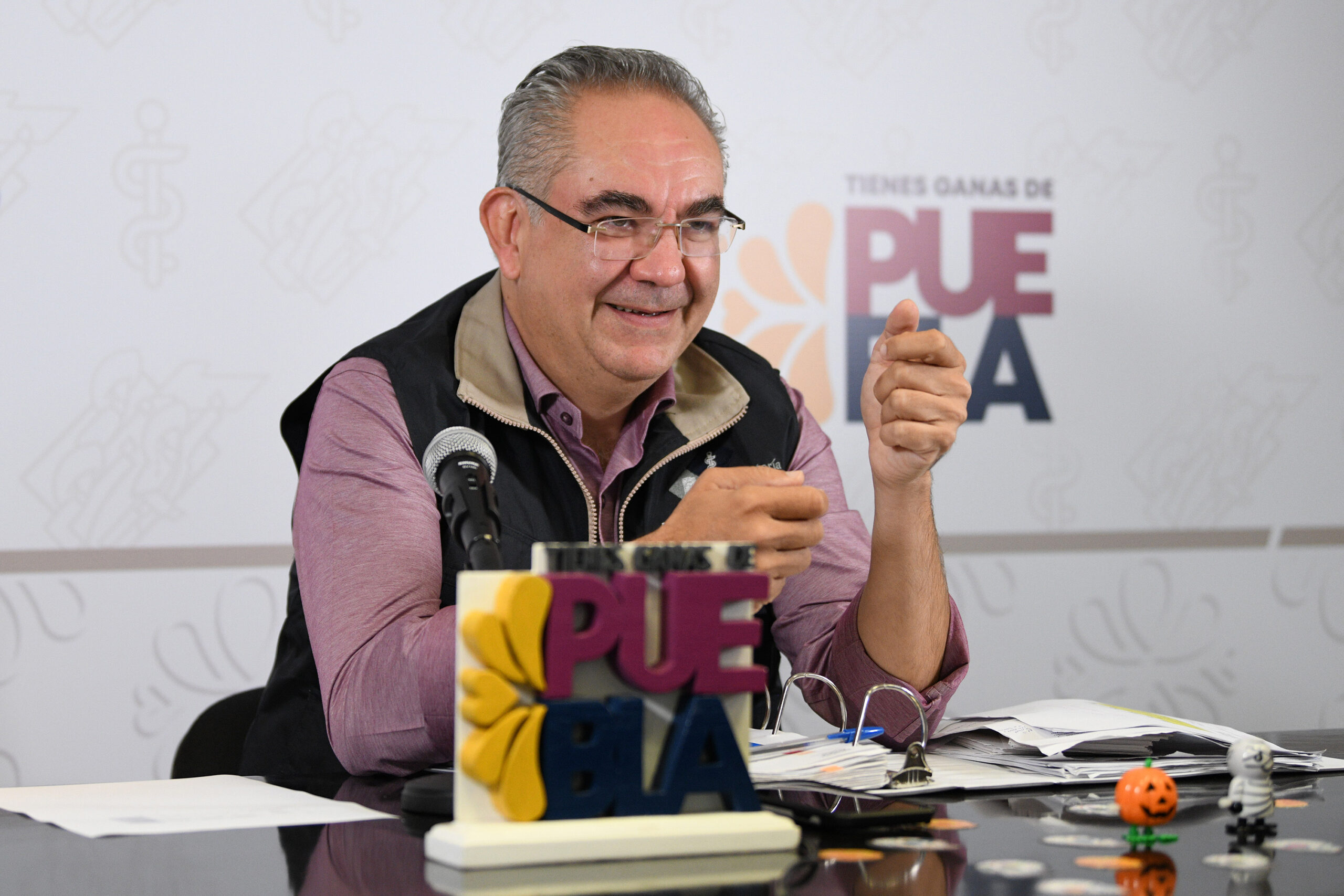 El secretario de Salud en Puebla reconoce su interés por competir en las eleciones de 2024 por un cargo publico