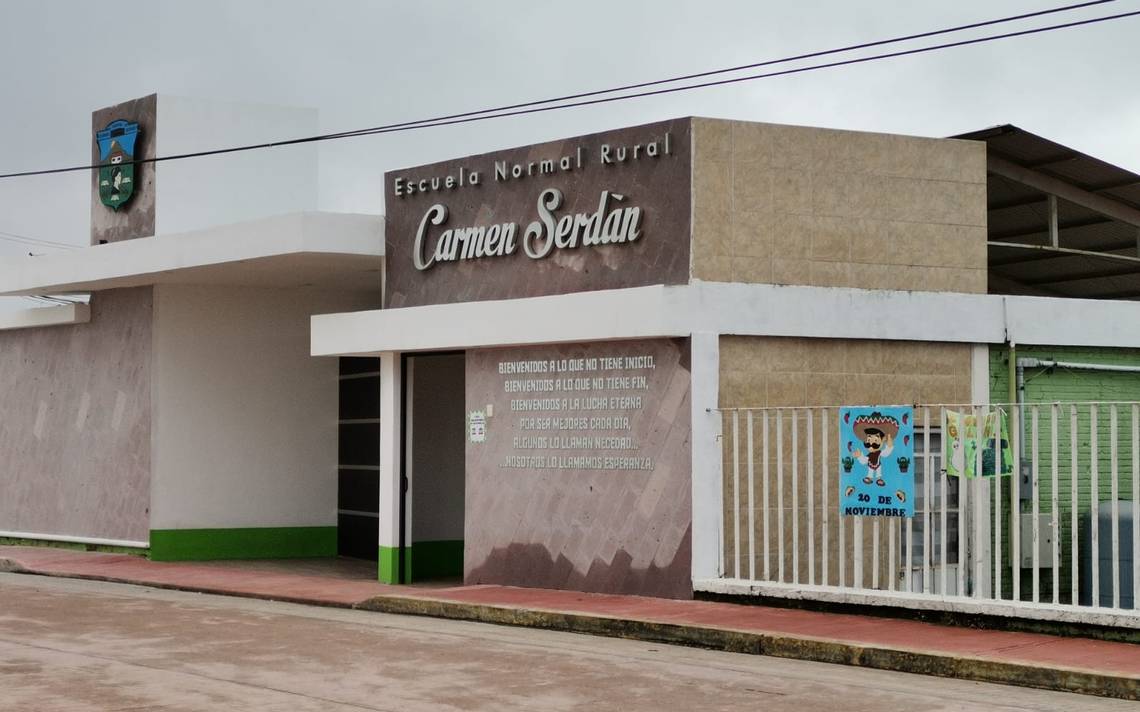 Barbosa responsabiliza a funcionarios federales de lo que ocurra en la Normal de Teteles