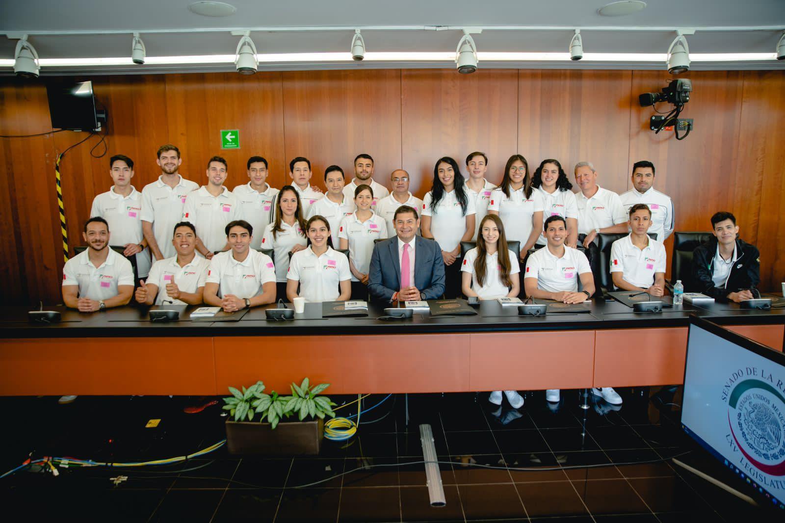 Reconocimiento del Senado a integrantes de la Selección Mexicana de Taekwondo