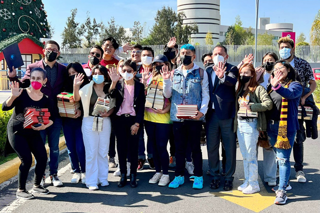 Con libros, BUAP transformará la vida de niños y jóvenes de Xitlama