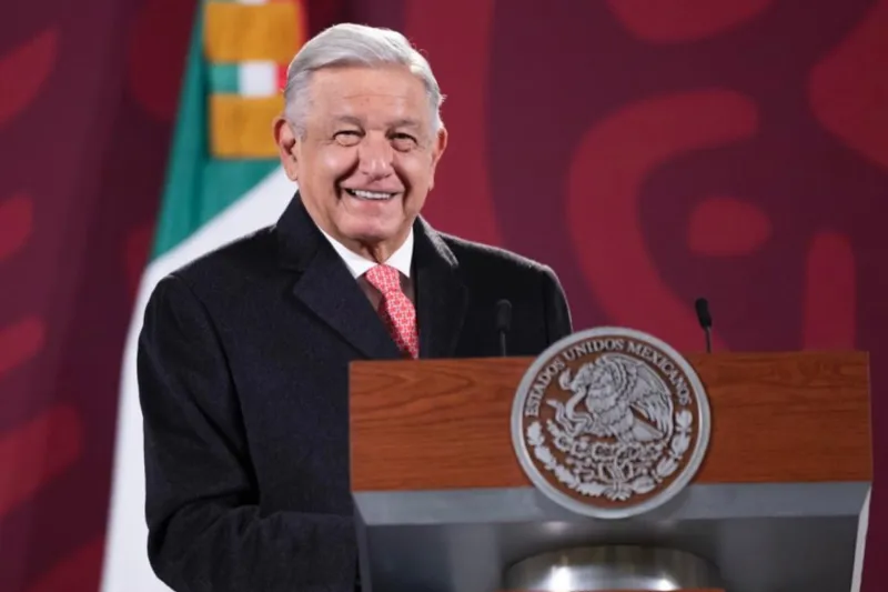 “Si ellos aceptan, sí”: AMLO sobre debate entre presidenciables de Morena