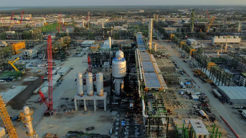 Refinería Dos Bocas producirá “a toda su capacidad” a mediados de 2023: AMLO