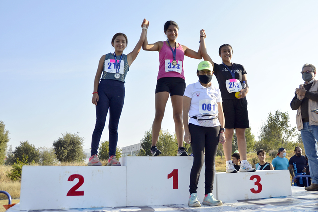 Con éxito se realiza la primera edición de la Carrera Universitaria “Campo Traviesa” 