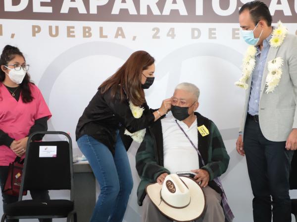 En Acteopan, SEDIF beneficia a adultos mayores durante «Martes Ciudadano»