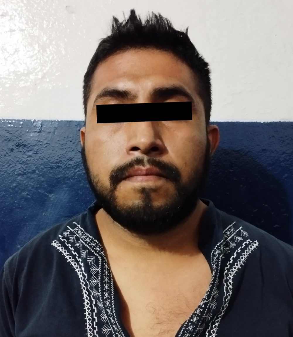 La Policía Municipal de Puebla detiene a dos sujetos por robo de vehículo con violencia